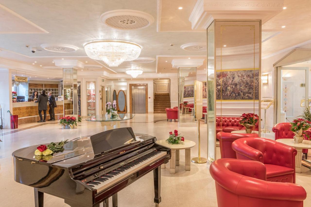Hotel Villa Medici ロッカ・サン・ジョヴァンニ エクステリア 写真